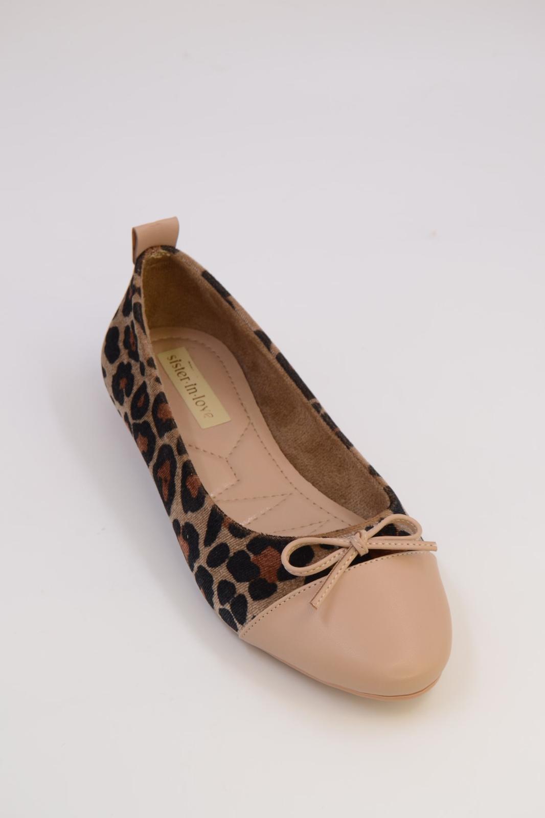 Abelia Leopar Desenli Deri Detaylı Babet