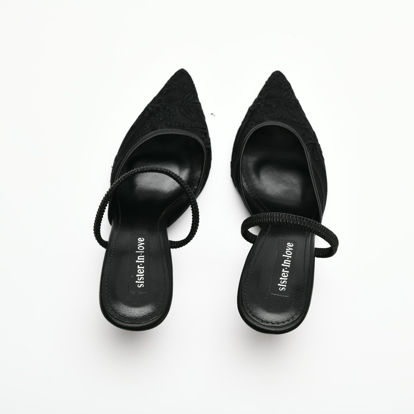 Leda Dantel İşlemeli Arkası Açık Stiletto