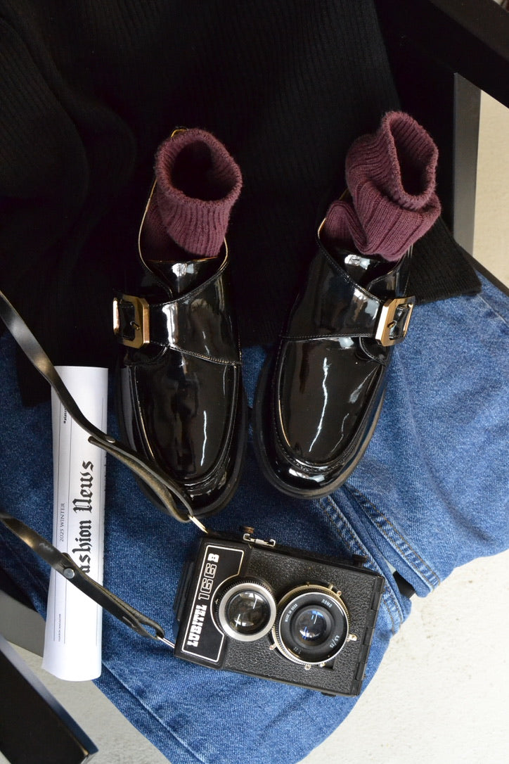 Zoe Toka Detaylı Parlak Rugan Loafer- Siyah