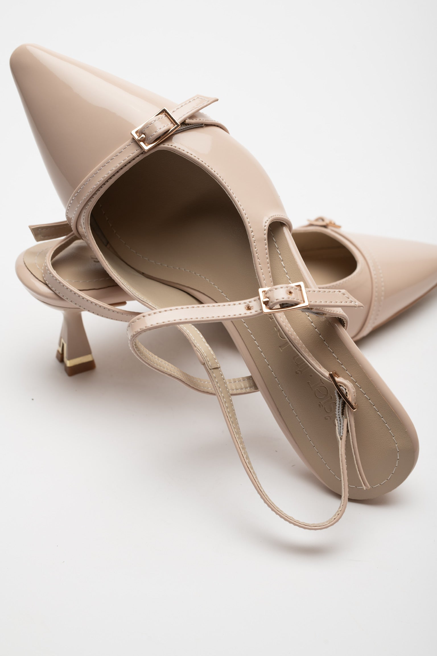 Asta Kısa Topuklu Tokalı Rugan Stiletto