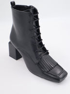 Bianca Püskül Detay Kare Burun Kadın Bot