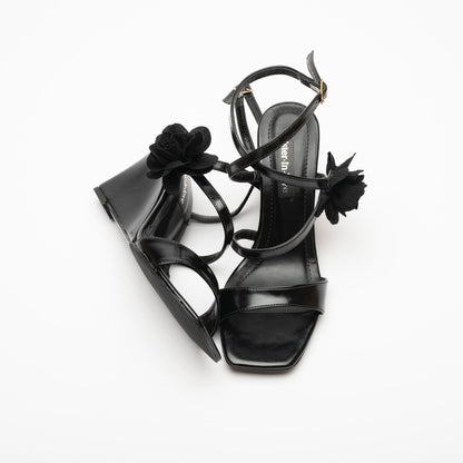 Rosalinda Bantlı Dolgu Topuk Kadın Ayakkabı