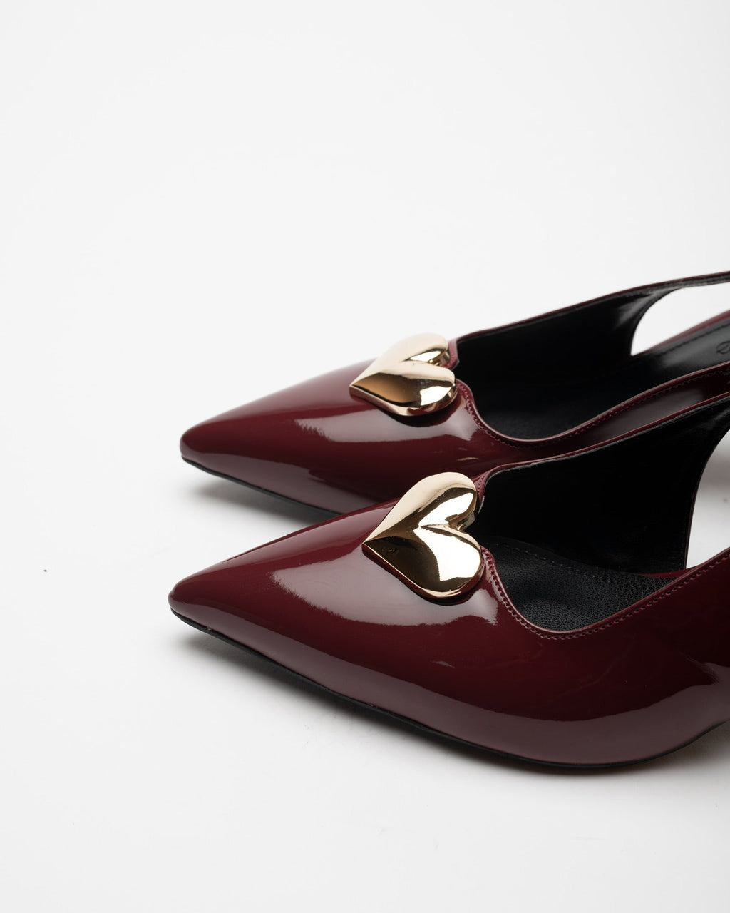 Love Heart Detail Patent Leather High-Heeled Shoes