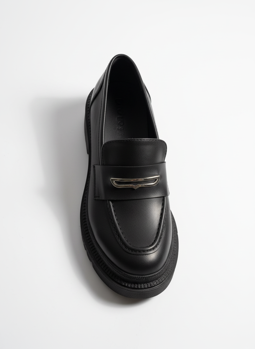 Women's Shoes with Buckle and Thick Sole Detail