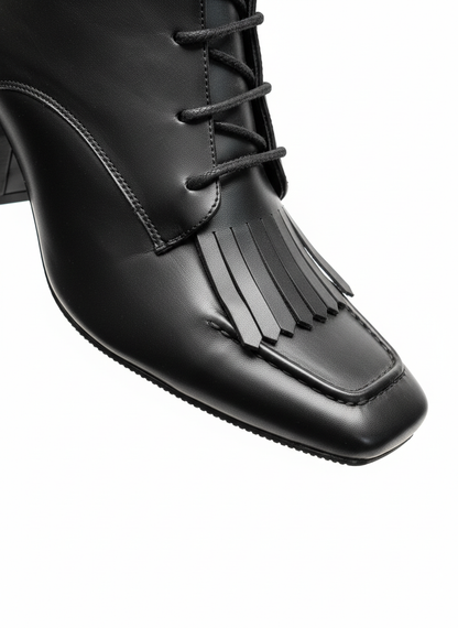 Bianca Püskül Detay Kare Burun Kadın Bot