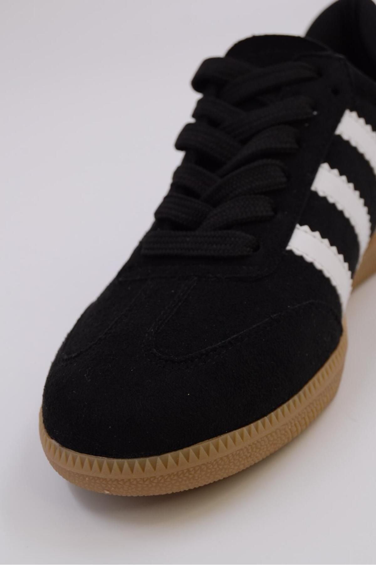 Benard Striped Leather Sneakers
