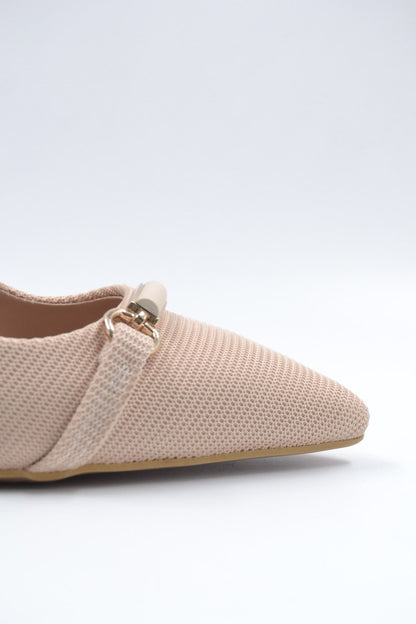 Karen Kumaş Görünümlü Toka ve Metal Topuk Detaylı Stiletto