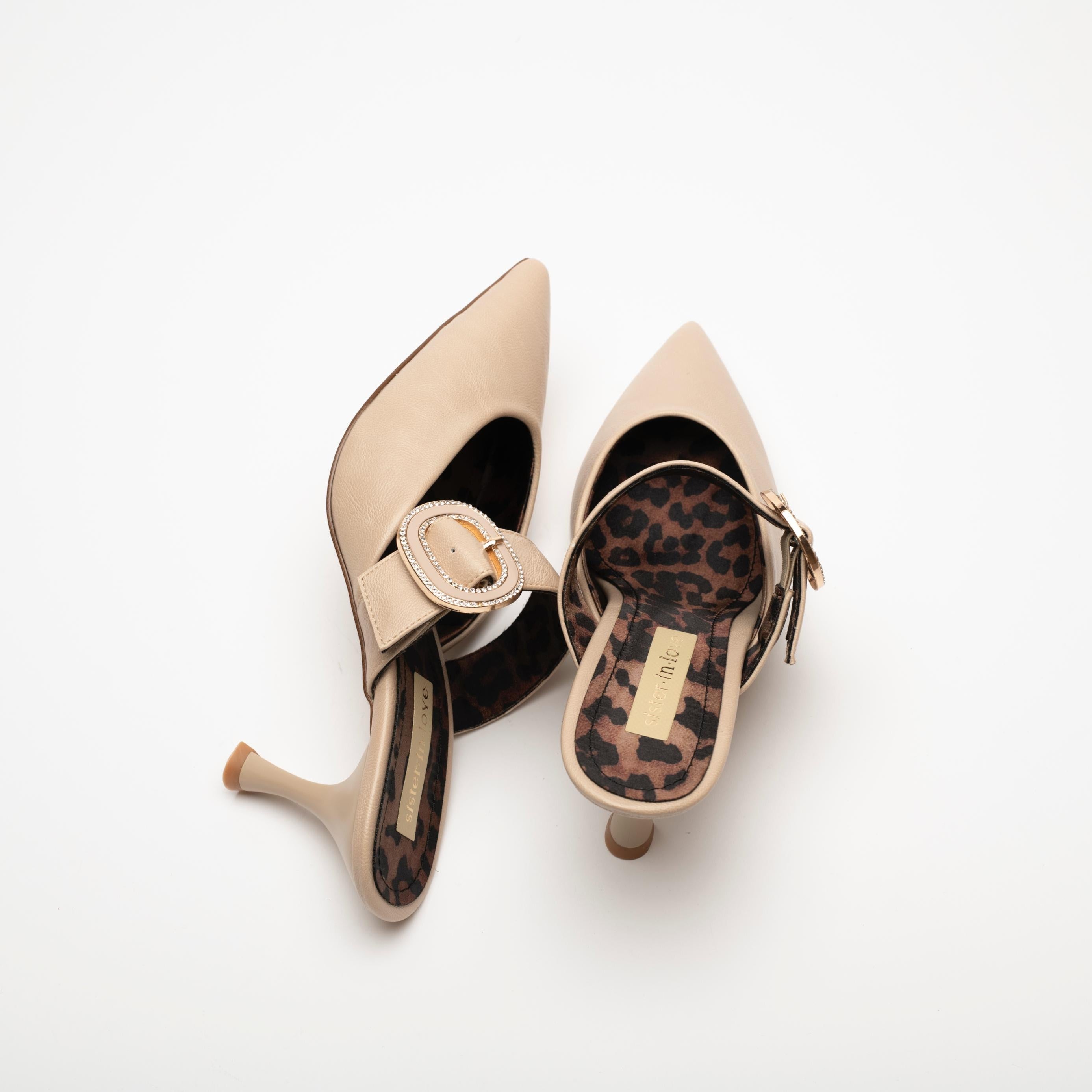 Debora Taş Detaylı  Yüksek Topuk Kadın Terlik Ayakkabı