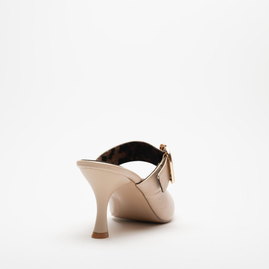 Debora Taş Detaylı  Yüksek Topuk Kadın Terlik Ayakkabı