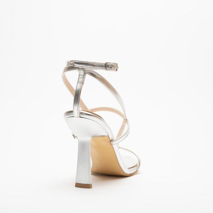 Elvira İnce Bantlı Topuklu Ayakkabı