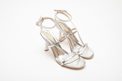 Elvira İnce Bantlı Topuklu Ayakkabı