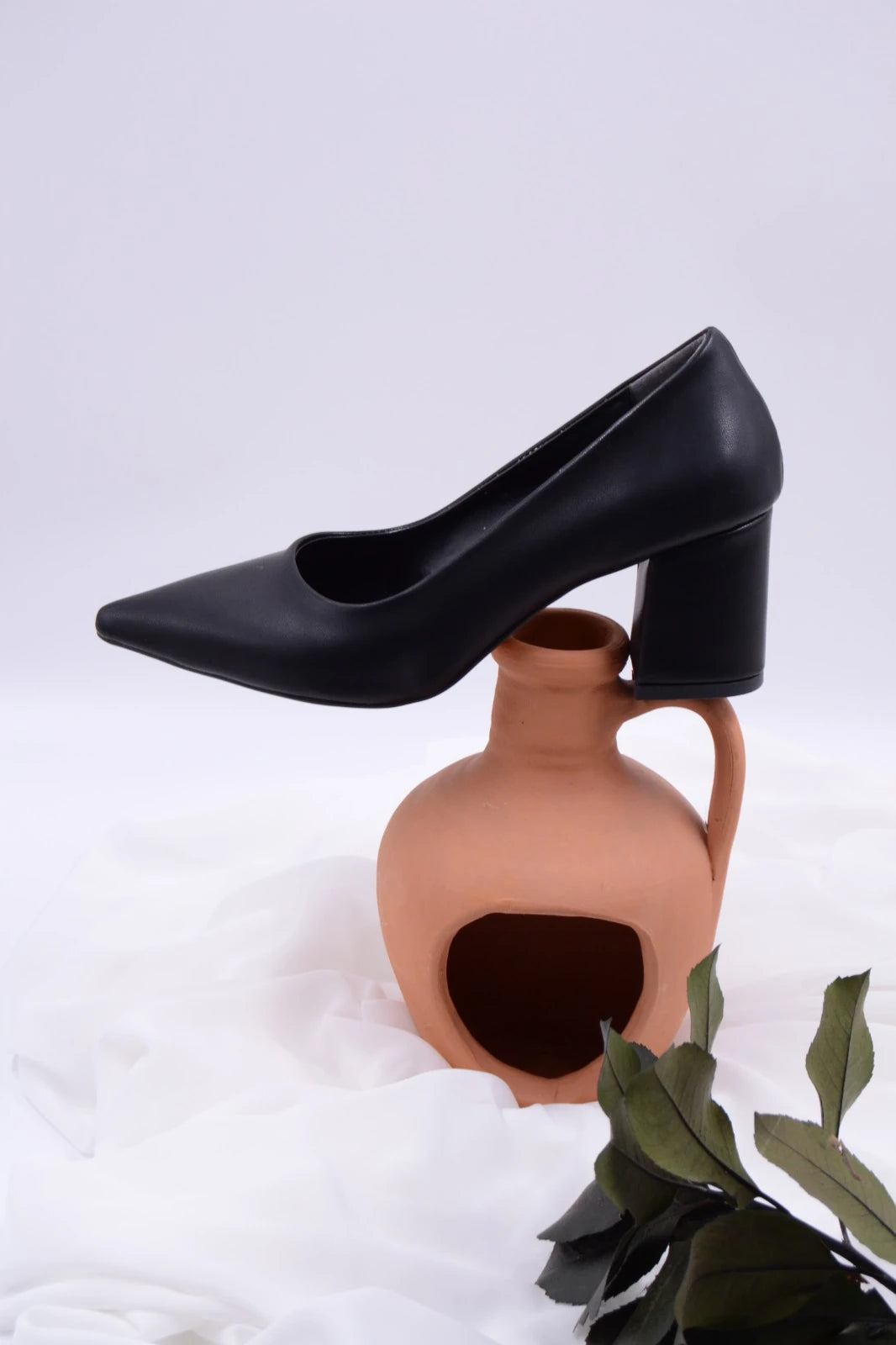 Charlotte Klasik Kalın Topuk Kadın Stiletto