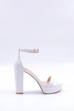 Alexandra Beyaz  Bilekten Bağlamalı Açık Platformlu Ayakkabı