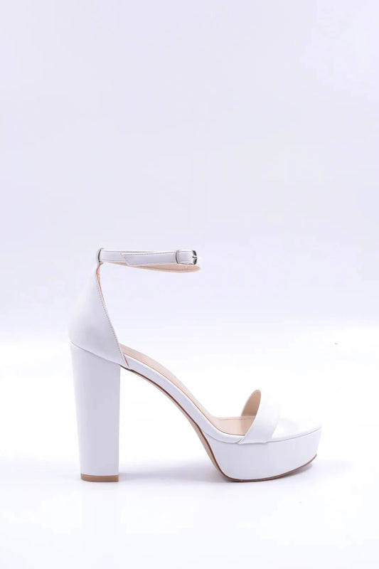 Alexandra Beyaz  Bilekten Bağlamalı Açık Platformlu Ayakkabı