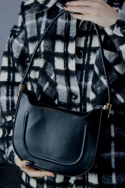 Lenora Siyah Oval Baget Çanta